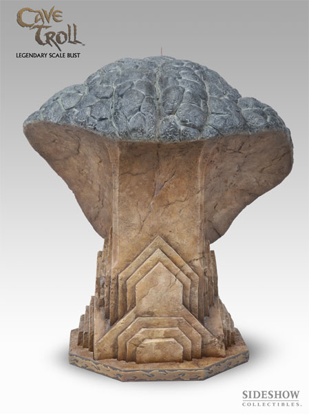 File:The Cave Troll Legendary Scale Bust - promo 05.jpg