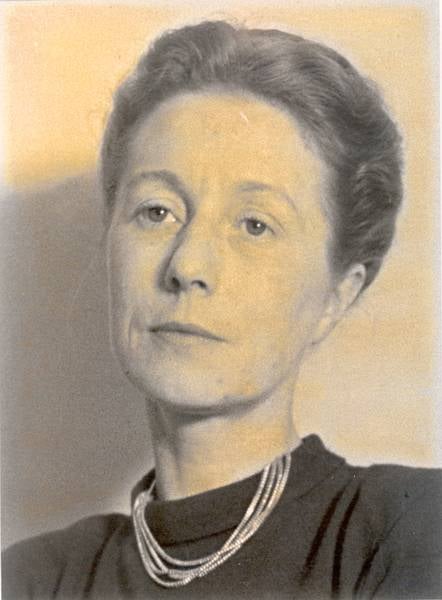 File:Elaine Griffiths.jpg
